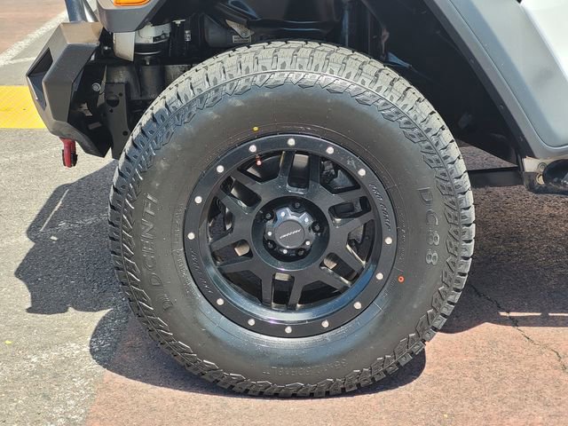 Used 2018 Jeep Wrangler Unlimited Rubicon AWD/4WD image 11