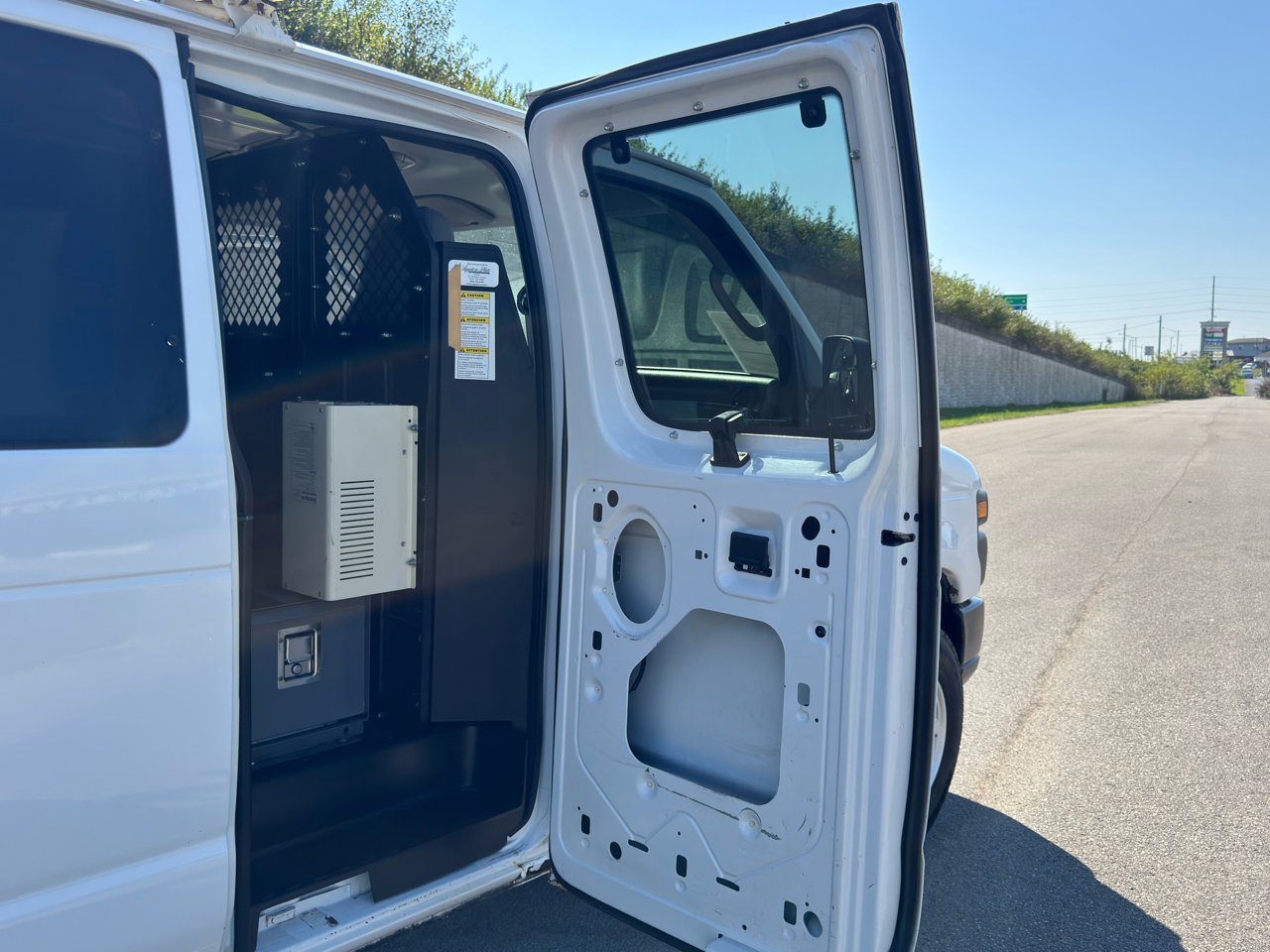 Used 2013 Ford E-250 and Econoline 250 w/ PWR Group image 30