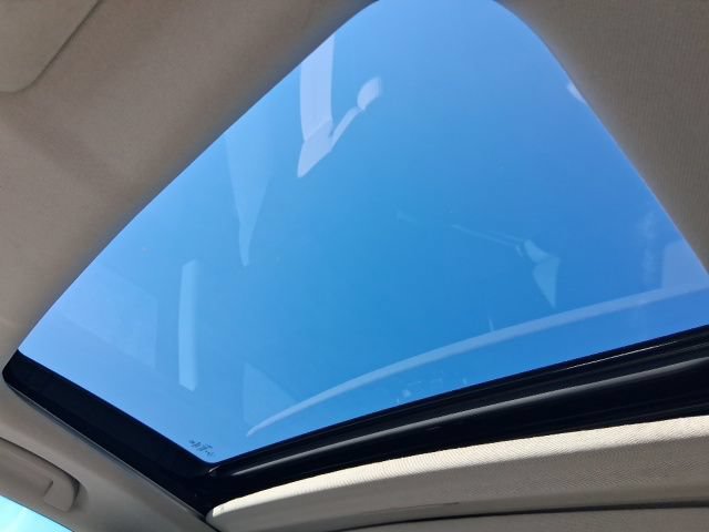 Used 2019 Honda Insight Touring image 24