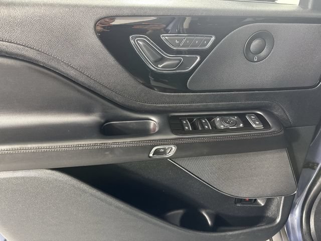 Used 2021 Lincoln Aviator Reserve w/ Equipment Group 201A AWD/4WD image 21