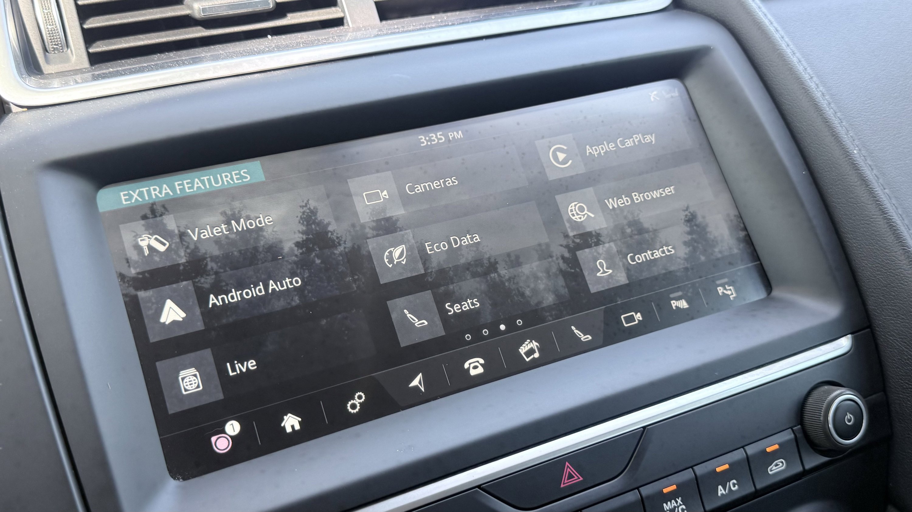 Used 2020 Jaguar E-PACE SE image 76