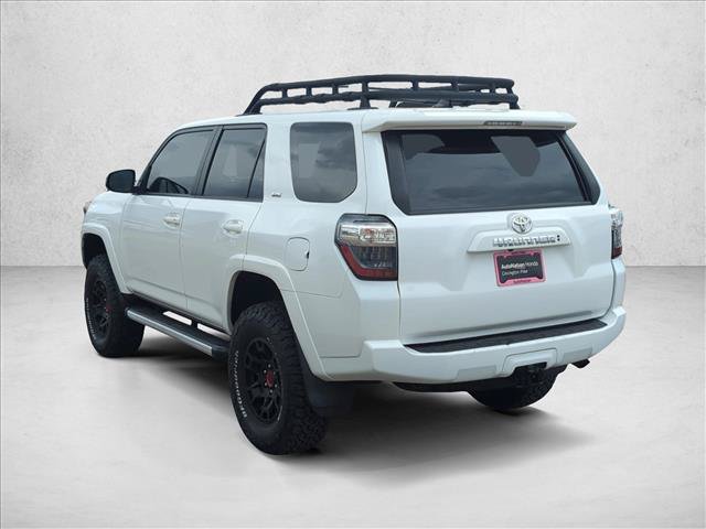 Used 2022 Toyota 4Runner SR5 Premium w/ Moonroof Package AWD/4WD image 10