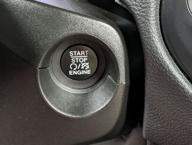 Used 2020 Jeep Compass Sport w/ Cold Weather Group AWD/4WD image 22