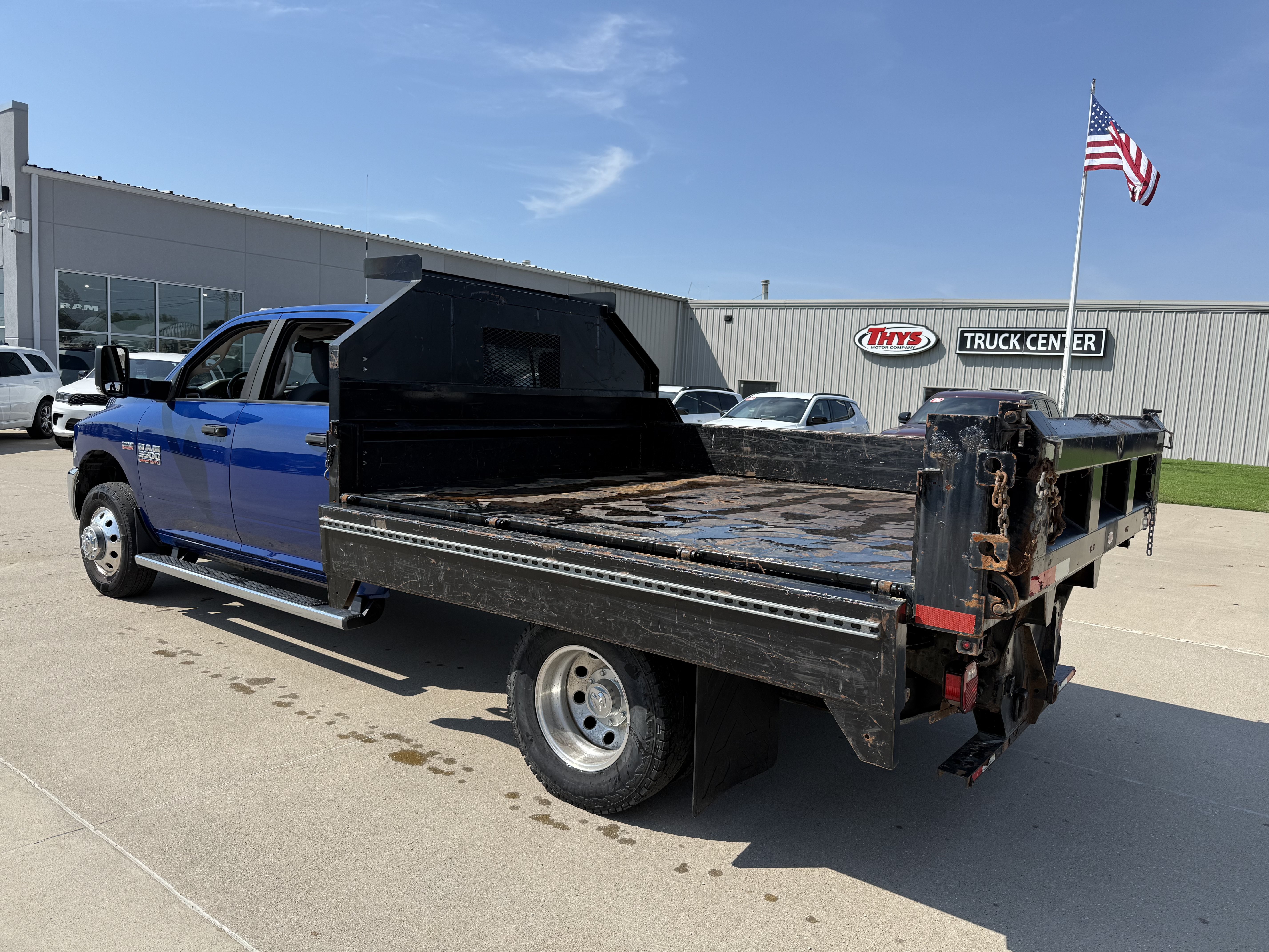Used 2016 RAM 3500 SLT w/ Quick Order Package 27G SLT AWD/4WD image 1