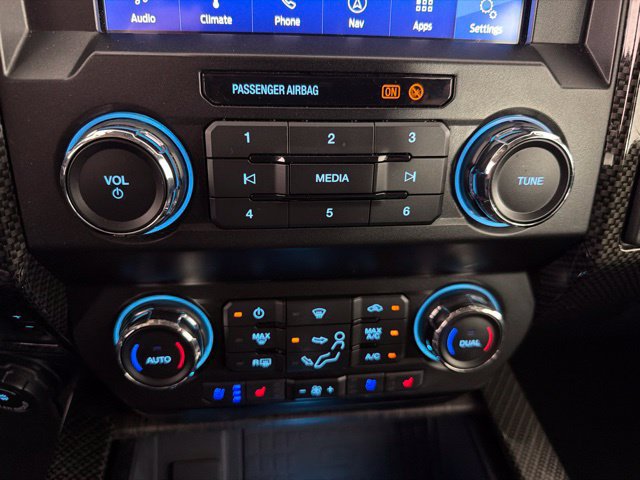 Used 2021 Ford F250 Lariat w/ Lariat Ultimate Package AWD/4WD image 27