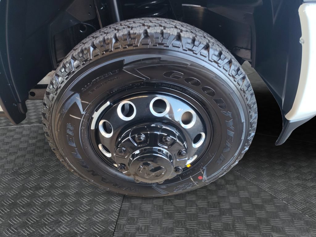 New 2026 RAM 3500 Lone Star AWD/4WD image 23