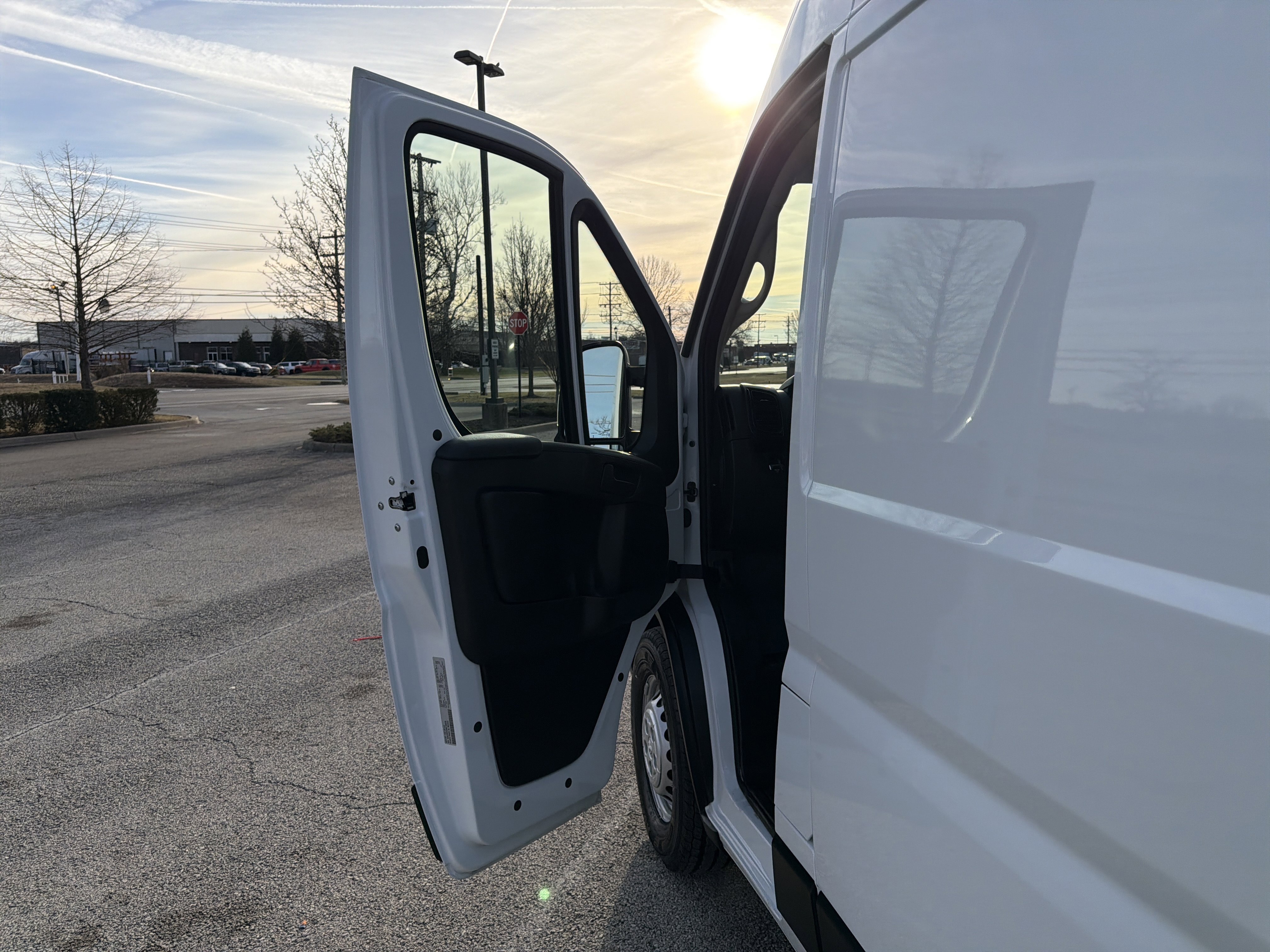 Used 2024 RAM ProMaster 2500 image 10