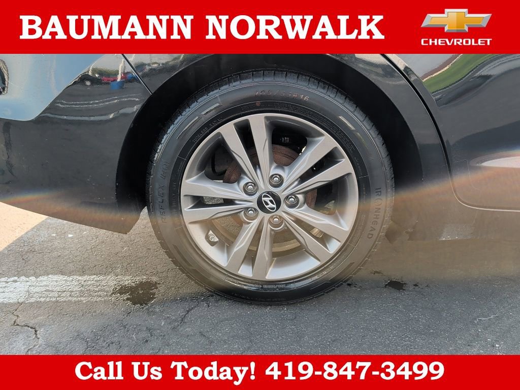 Used 2017 Hyundai Elantra SE FWD image 10