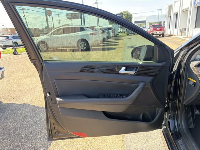 Used 2016 Hyundai Sonata Limited FWD image 25
