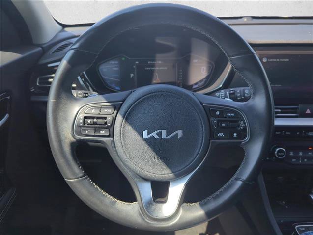 Used 2022 Kia Niro Touring Special Edition FWD image 21