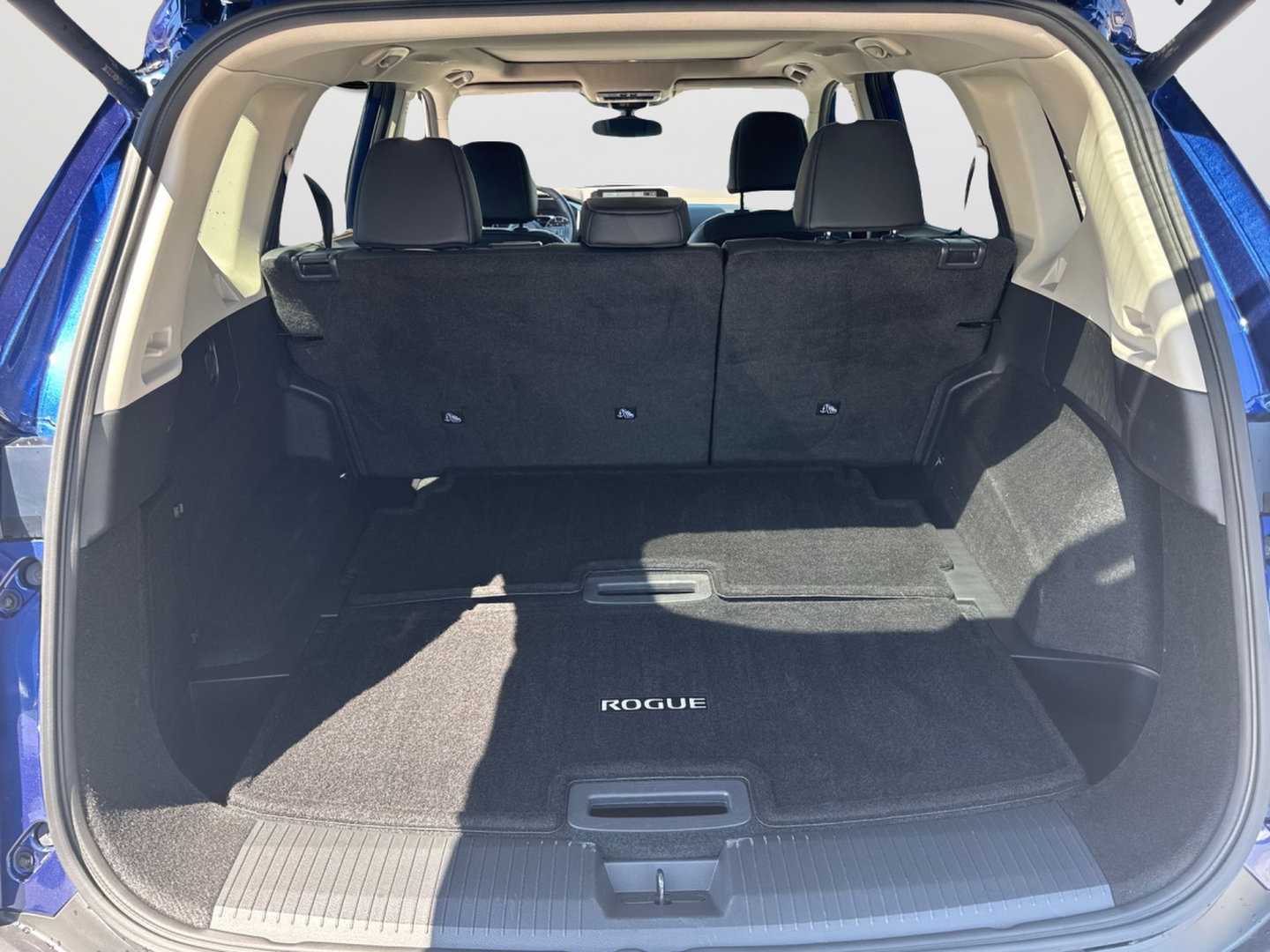 Certified 2023 Nissan Rogue SL w/ SL Premium Package FWD image 29