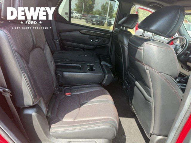 Used 2025 Honda Pilot Black Edition image 38