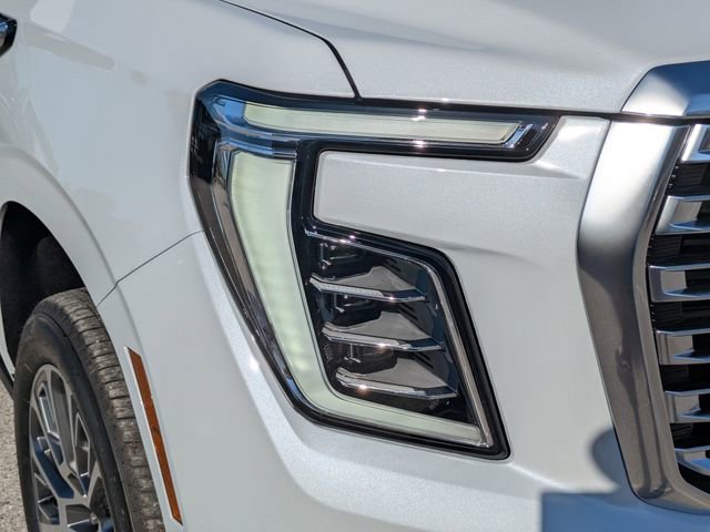 New 2026 GMC Yukon XL Denali w/ Sun & Power Step Package image 9
