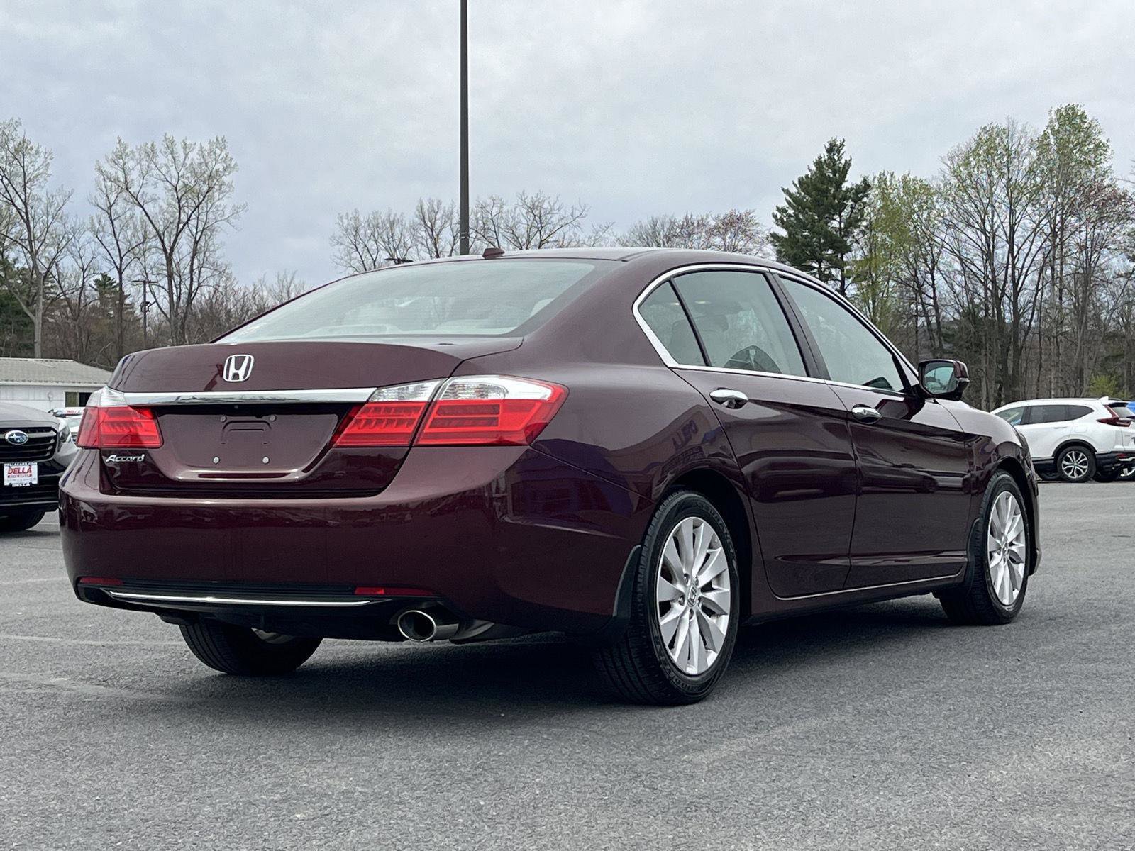 Used 2015 Honda Accord EX-L image 5