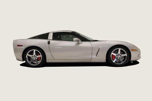 Used 2008 Chevrolet Corvette Coupe w/ Preferred Equipment Group image 4
