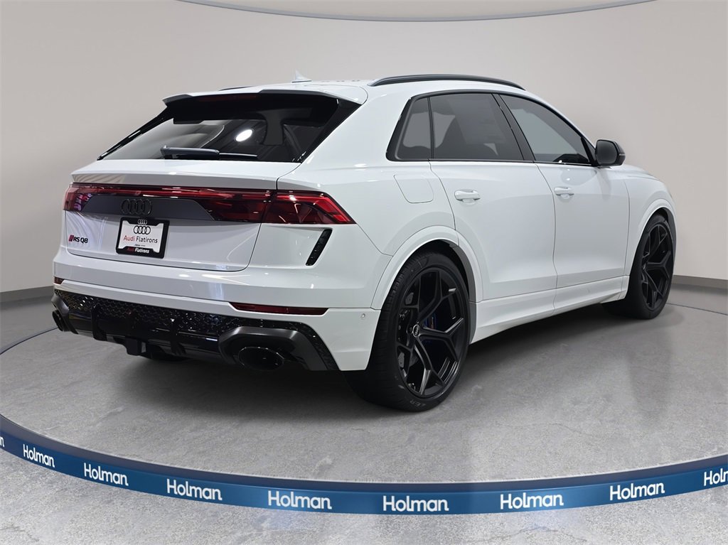 New 2026 Audi RS Q8 performance image 5