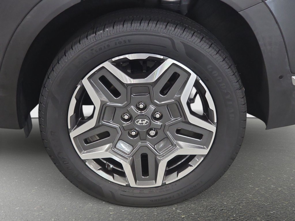 Used 2023 Hyundai Santa Fe Limited AWD/4WD image 31
