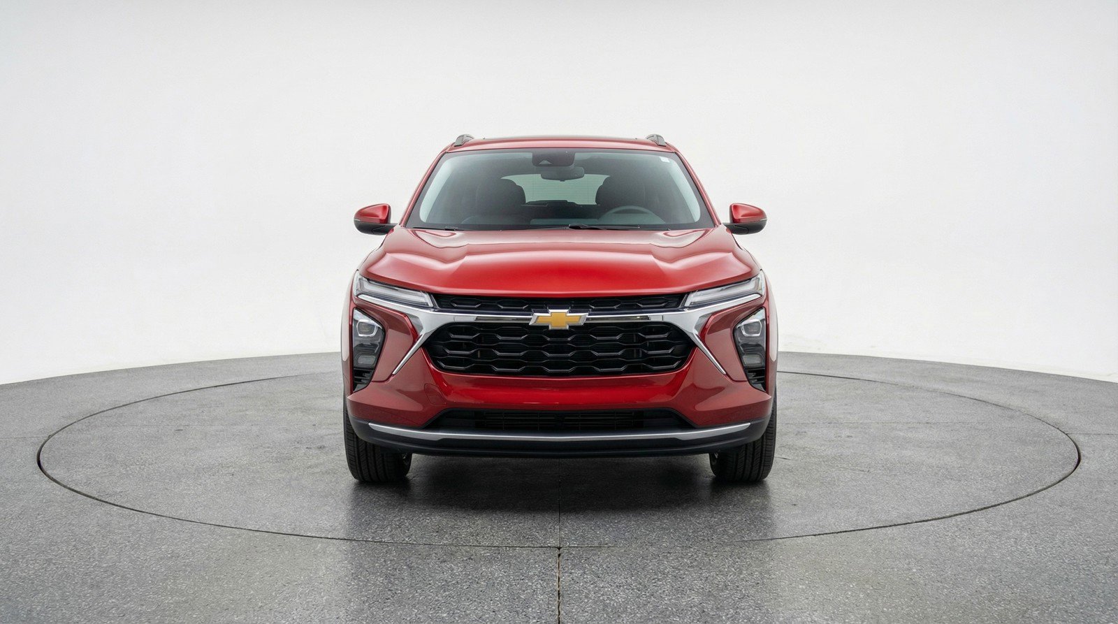 Used 2025 Chevrolet Trax LT FWD image 2