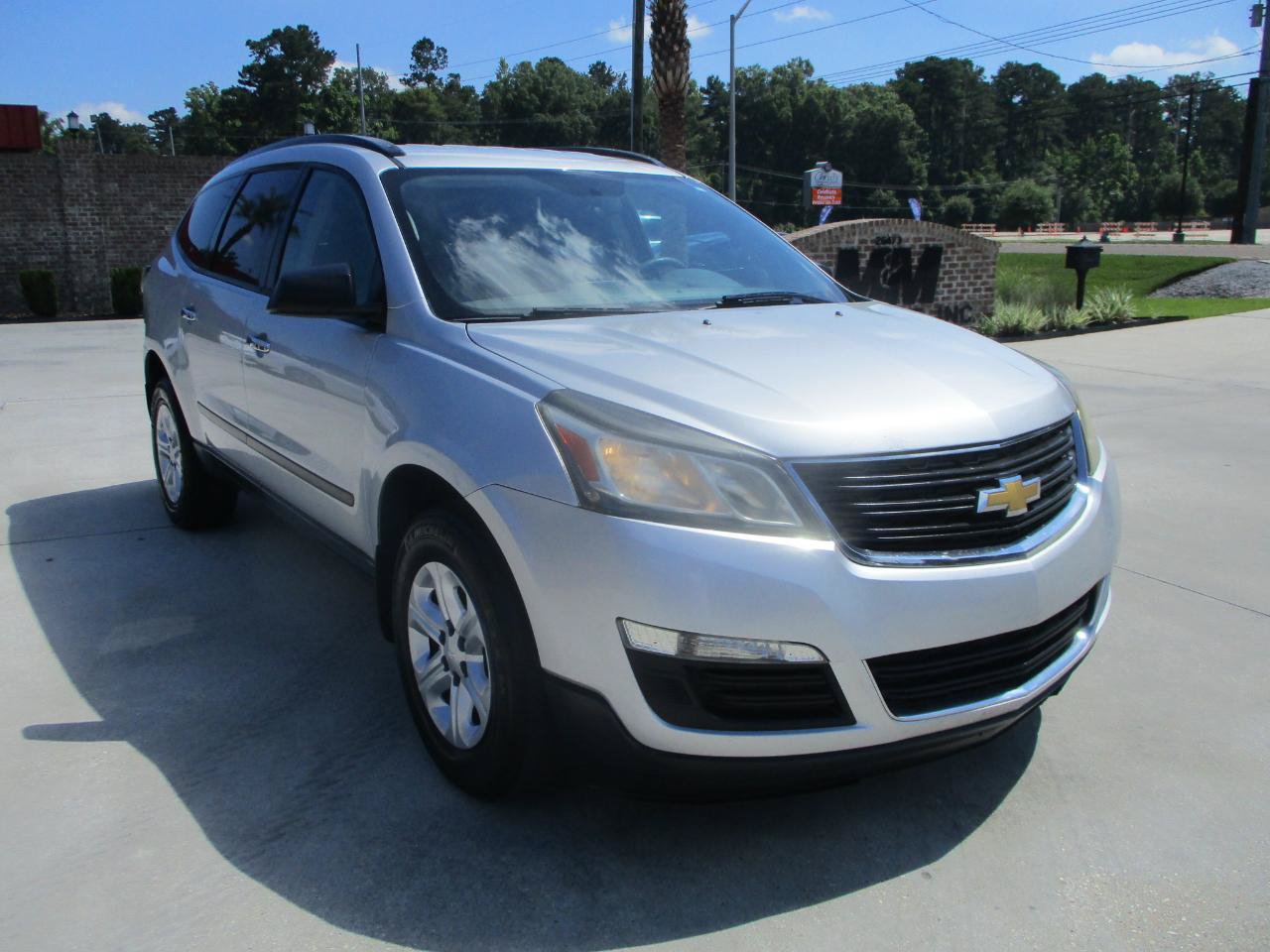 Used 2015 Chevrolet Traverse LS FWD image 28