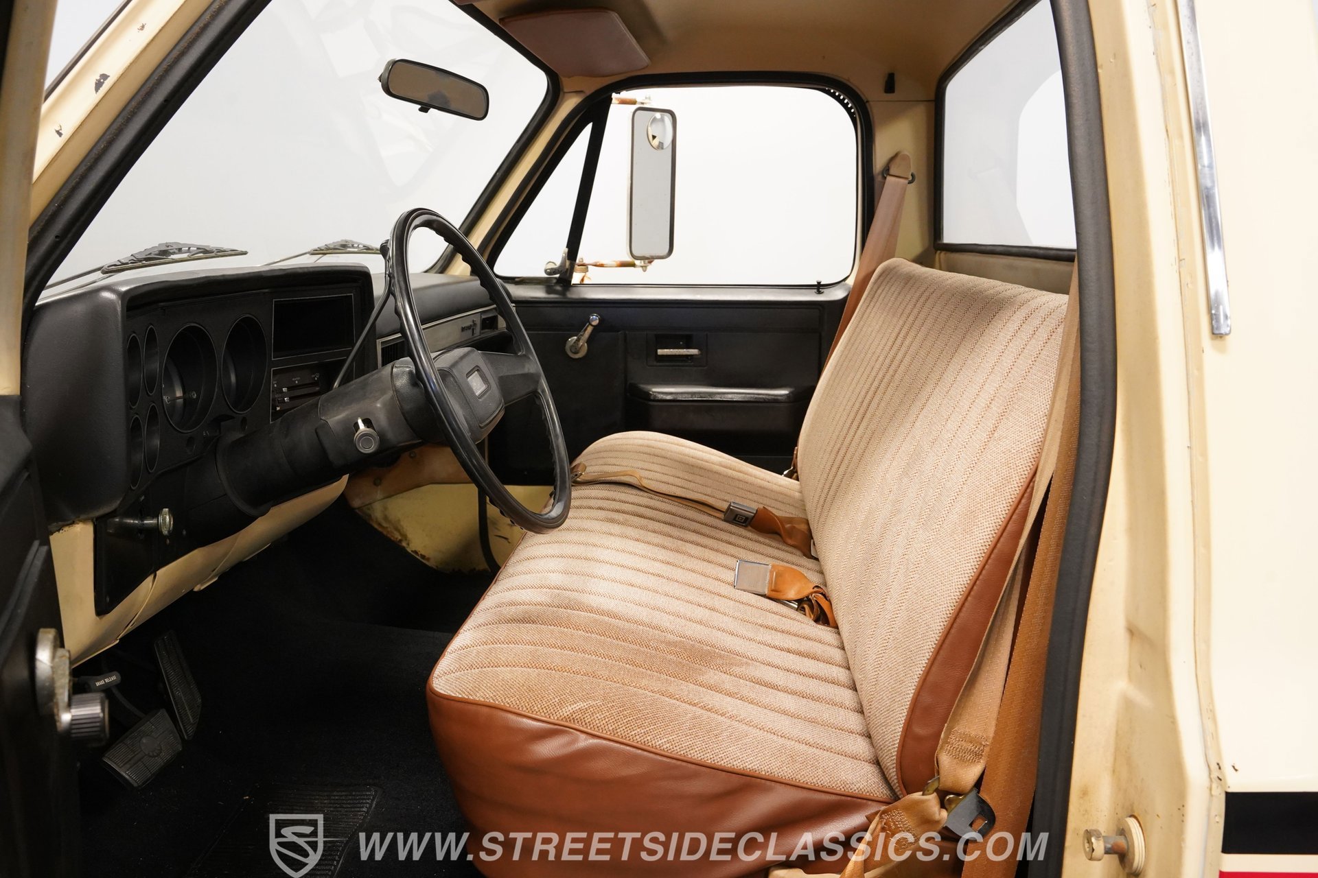 Used 1988 Chevrolet Silverado 3500 Dually Custom image 38