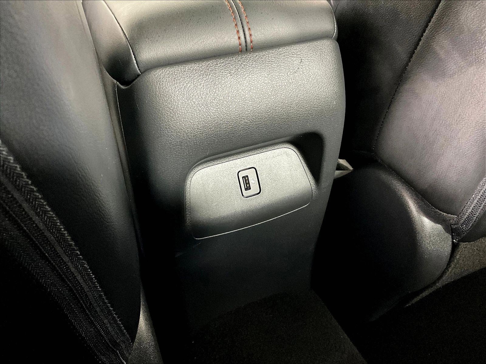 Certified 2024 Nissan Sentra SR w/ SR Premium Package FWD image 10
