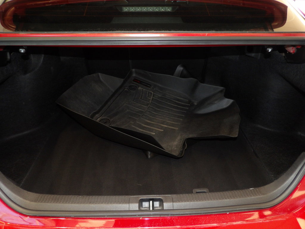 Used 2019 Toyota Camry XSE image 19