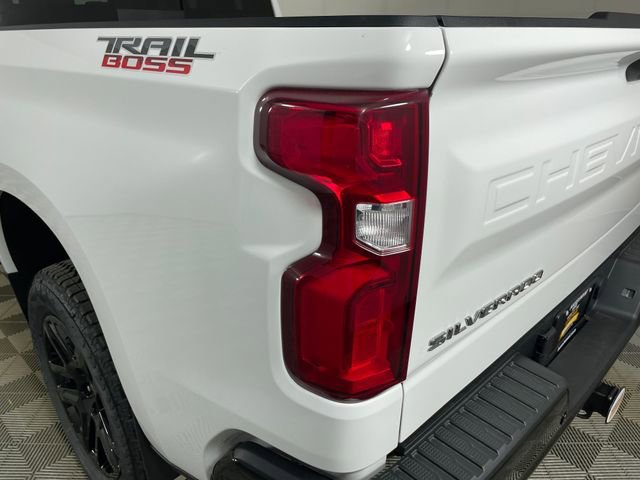 New 2026 Chevrolet Silverado 1500 LT Trail Boss w/ LT Trail Boss Premium Package AWD/4WD image 16