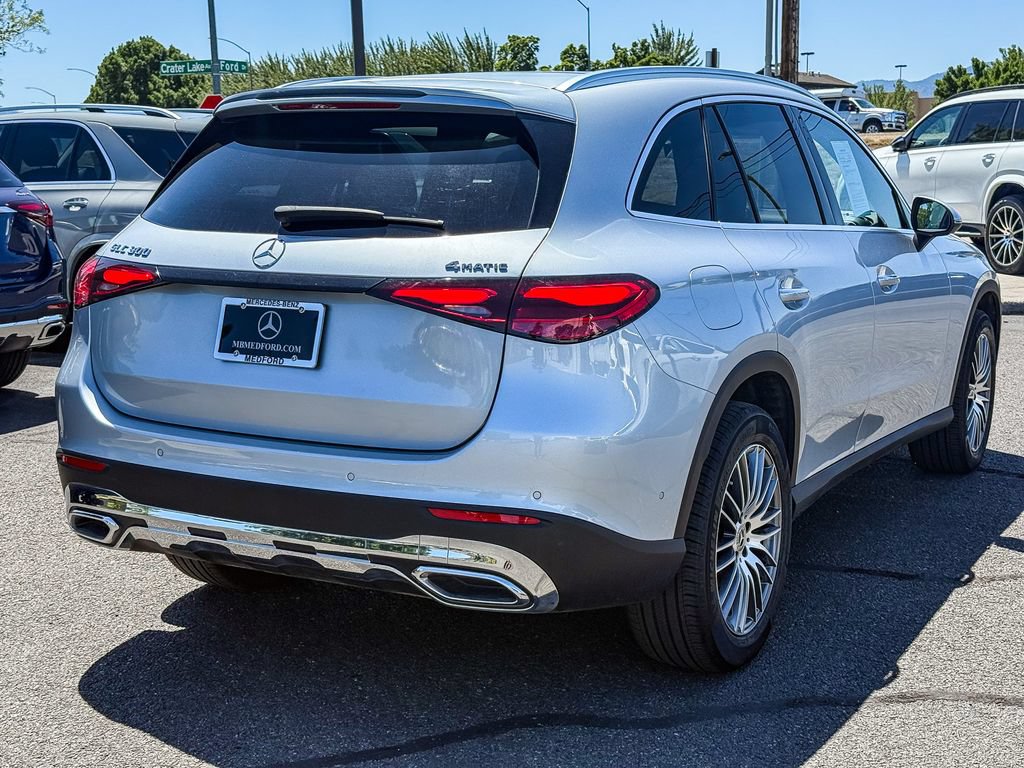 Certified 2025 Mercedes-Benz GLC 300 4MATIC image 7