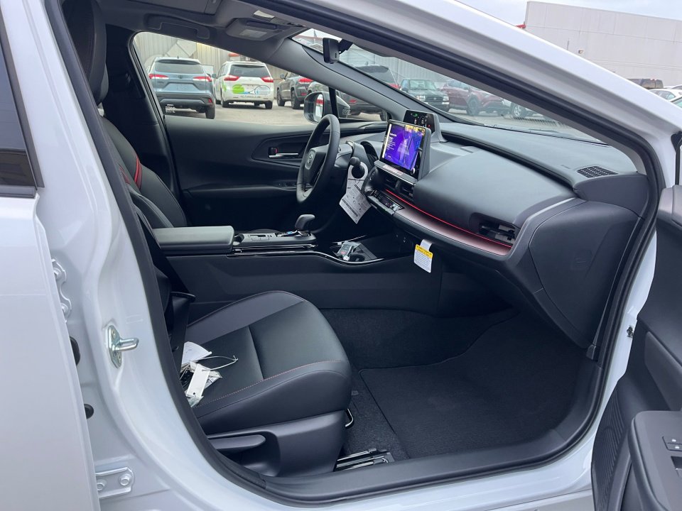 New 2026 Toyota Prius Plug-In Hybrid image 25