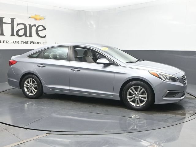 Used 2017 Hyundai Sonata SE FWD image 1