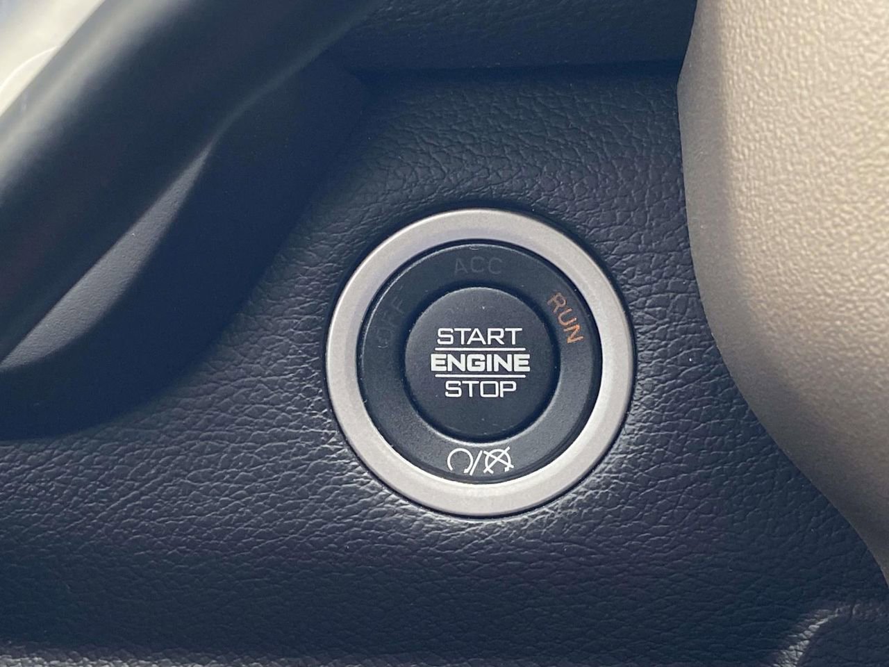 Used 2024 RAM 2500 Laramie image 23