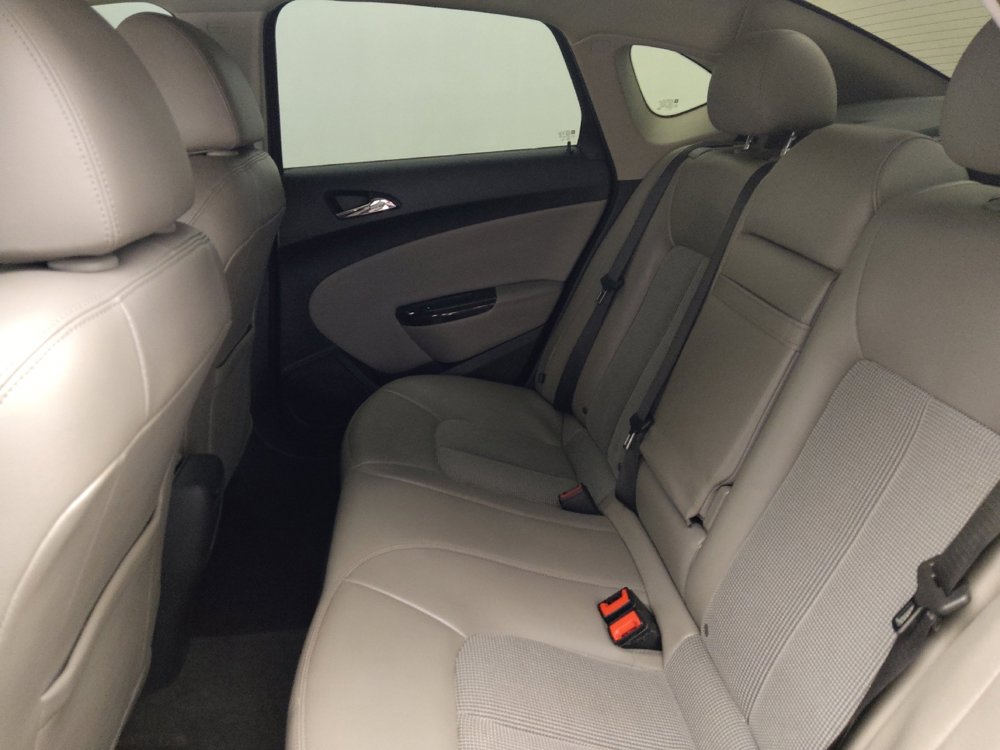 Used 2017 Buick Verano Sport Touring image 18