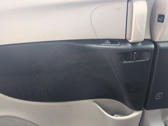 Used 2023 Chrysler Pacifica Touring-L image 26