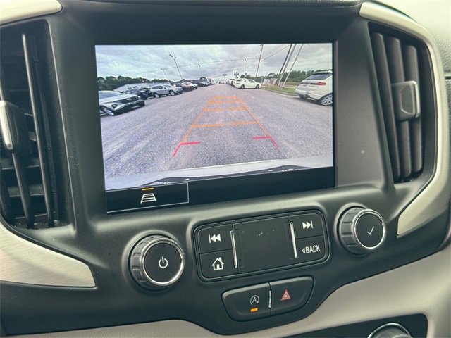 Used 2022 GMC Terrain SLT image 23