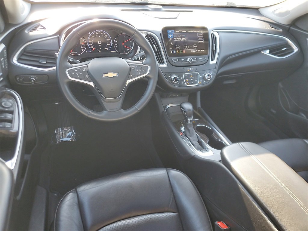 Used 2024 Chevrolet Malibu LT image 11