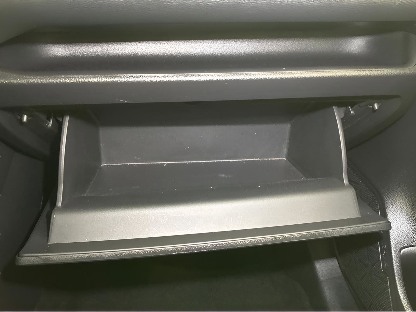 Used 2024 Toyota RAV4 XLE image 28