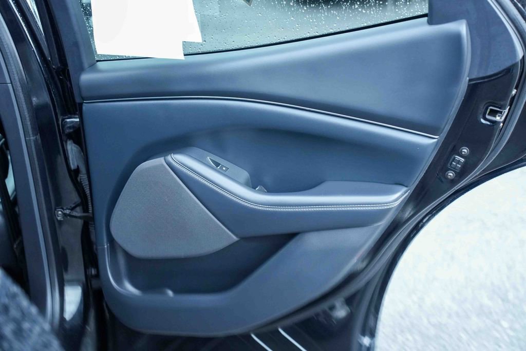 Used 2021 Ford Mustang Mach-E Select w/ Comfort/Appearance Package image 19