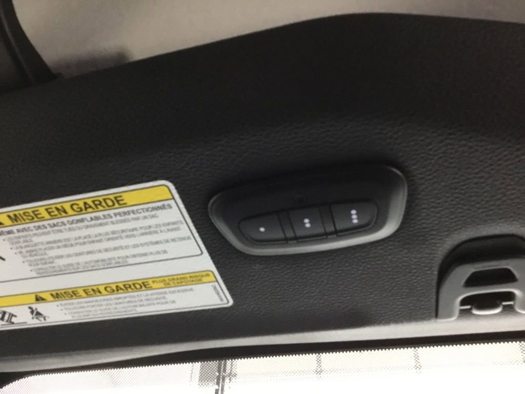 Used 2023 Jeep Wrangler Sahara image 34