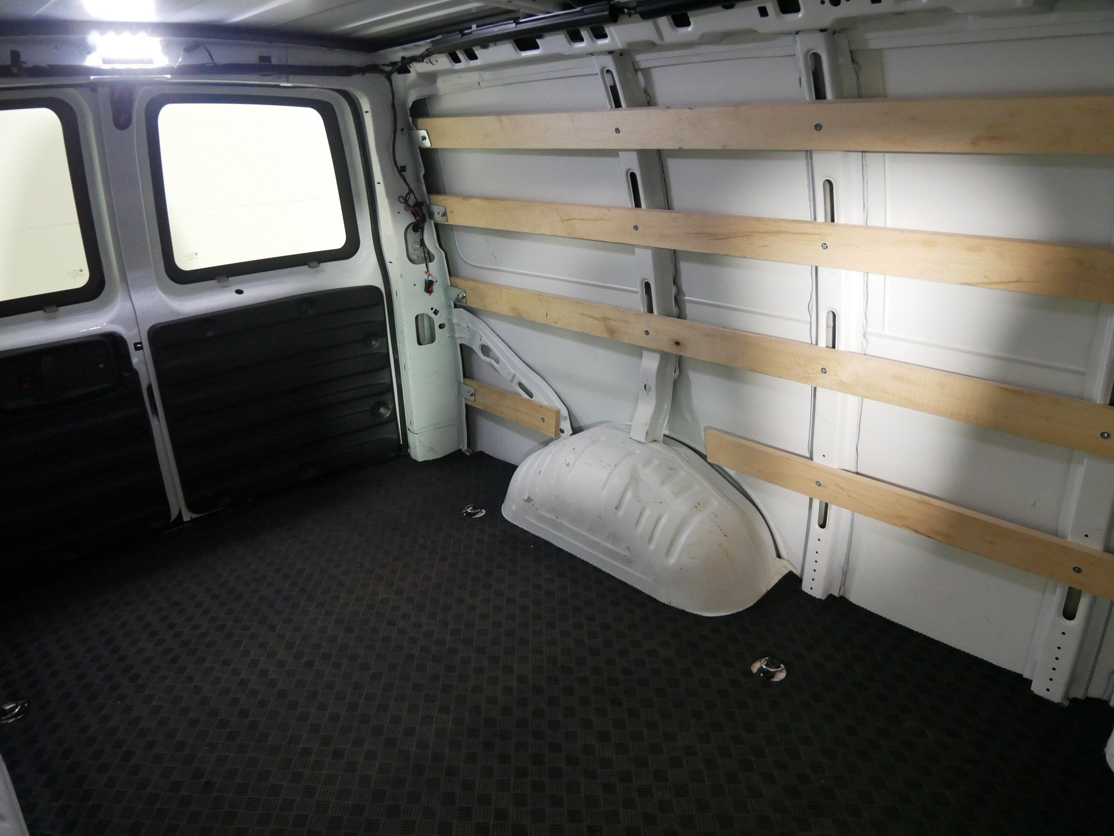 Used 2025 Chevrolet Express 2500 w/ Driver Convenience Package RWD image 14