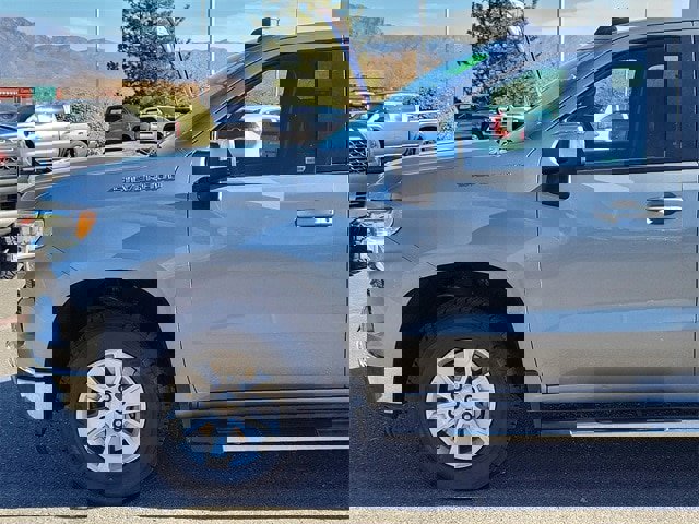 Used 2024 Chevrolet Silverado 1500 LT w/ Protection Package image 8