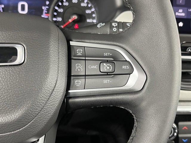 New 2025 Jeep Compass Limited w/ Sun & Sound Group image 16