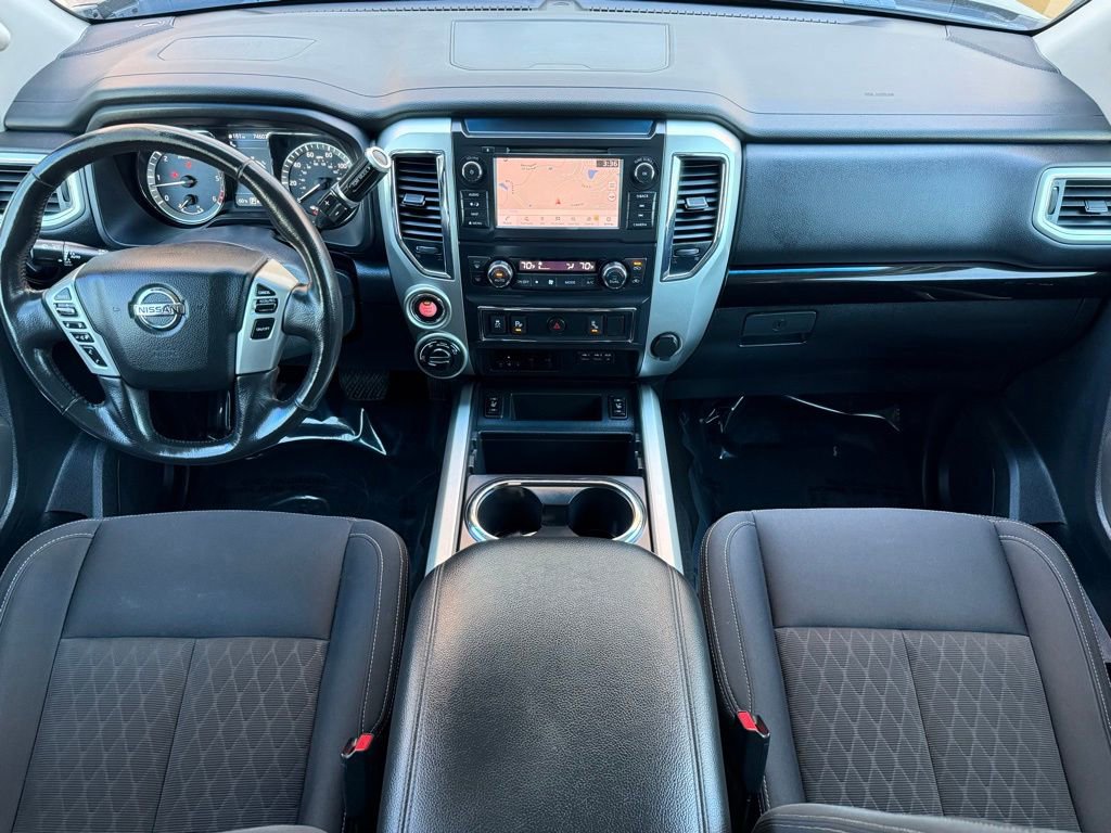 Used 2019 Nissan Titan SV w/ SV Convenience Package image 18