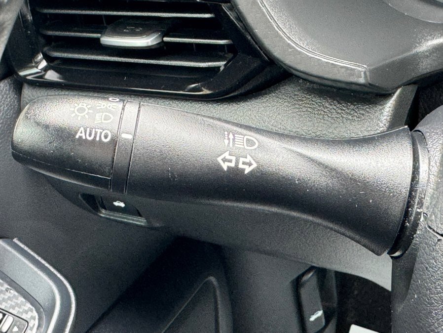 Used 2024 Nissan Sentra SV w/ All-Weather Package FWD image 17