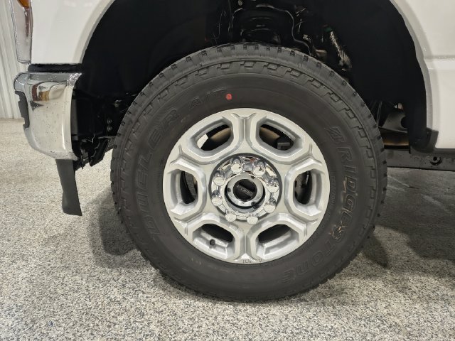 New 2026 Ford F350 XLT AWD/4WD image 11