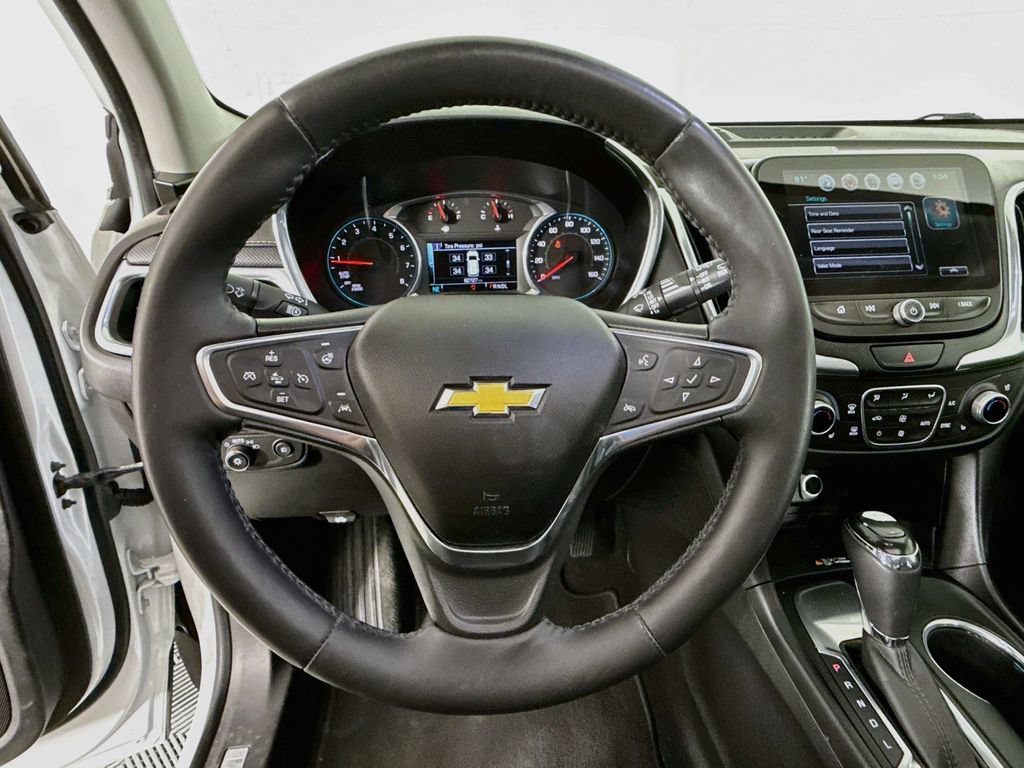 Used 2018 Chevrolet Equinox Premier FWD image 11
