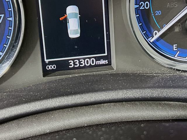 Used 2017 Toyota Corolla L image 11