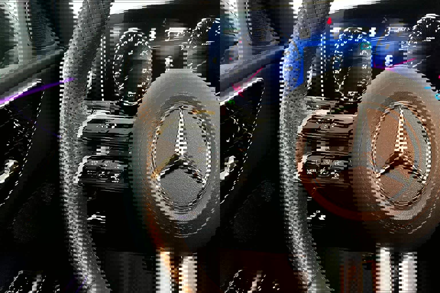 Used 2023 Mercedes-Benz C 300 4MATIC Sedan image 24