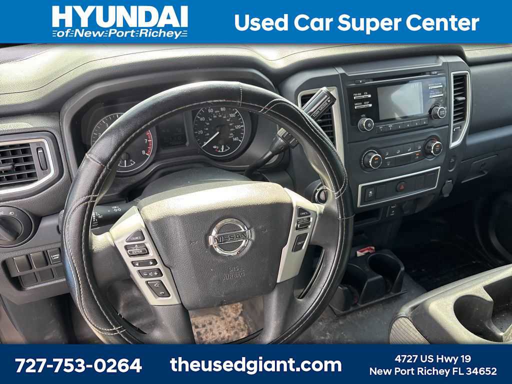 Used 2018 Nissan Titan S w/ S Utility Package image 11