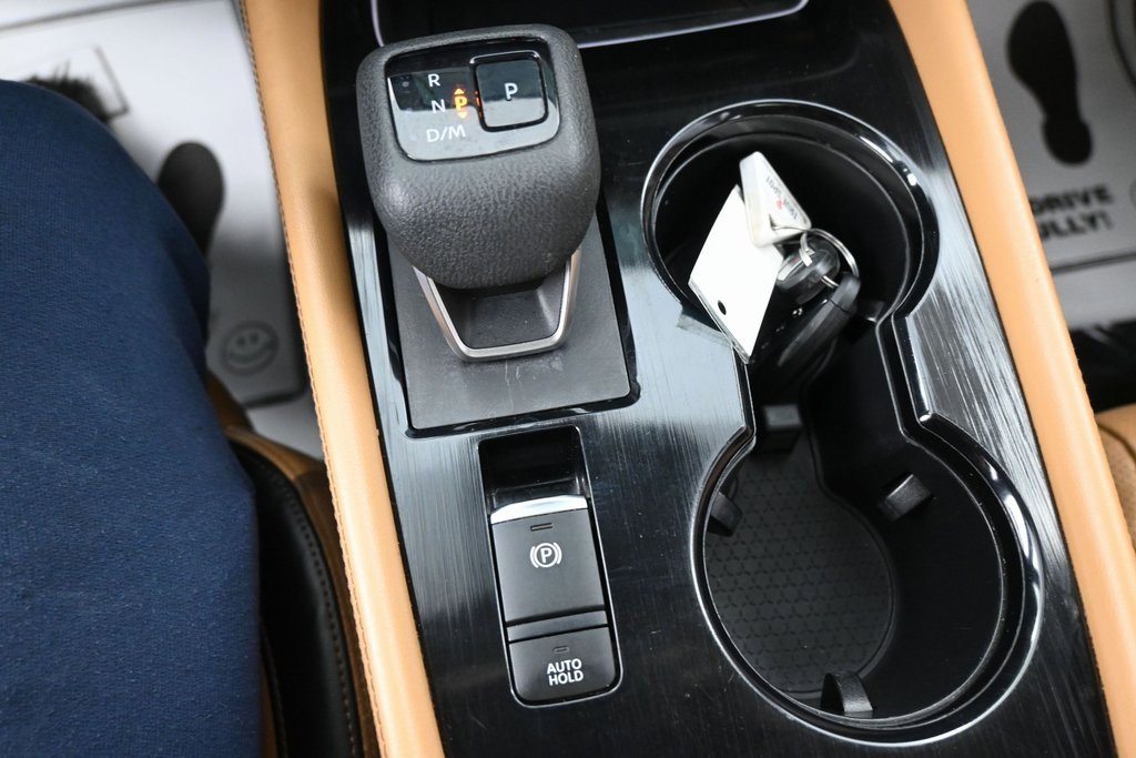 Used 2022 Nissan Rogue Platinum w/ Head-Up Display Package image 22