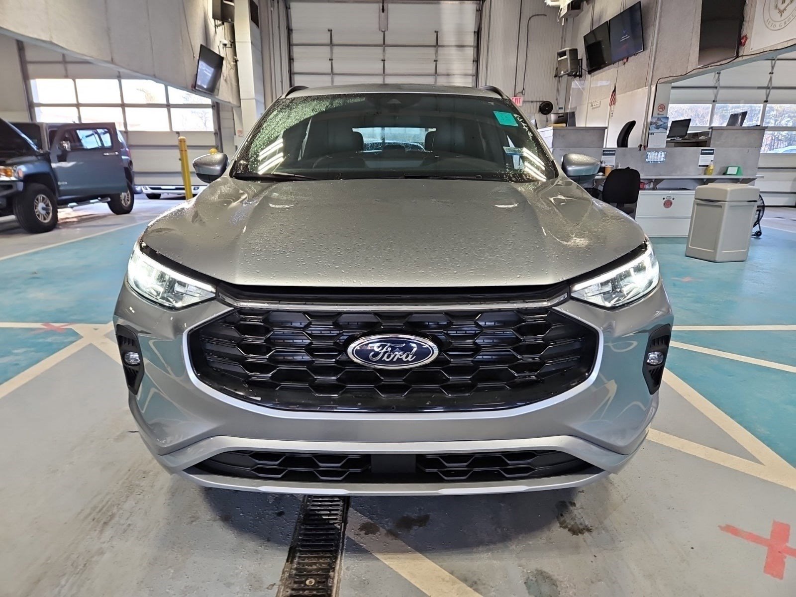 Used 2024 Ford Escape ST-Line Select w/ Tech Pack #1 image 2